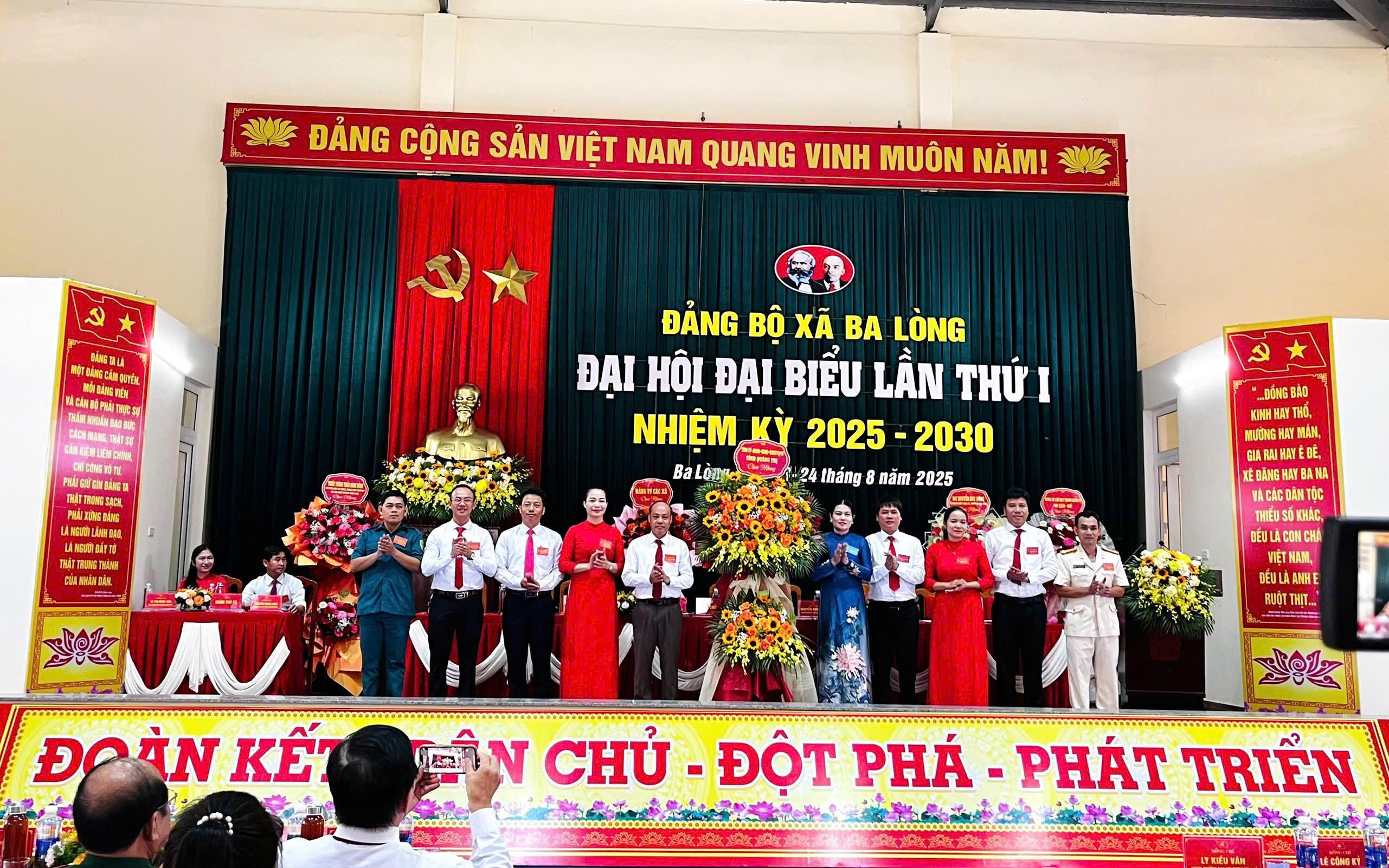 HƯỚNG TỚI ĐẠI HỘI ĐẠI BIỂU TOÀN QUỐC LẦN THỨ XIV CỦA ĐẢNG.